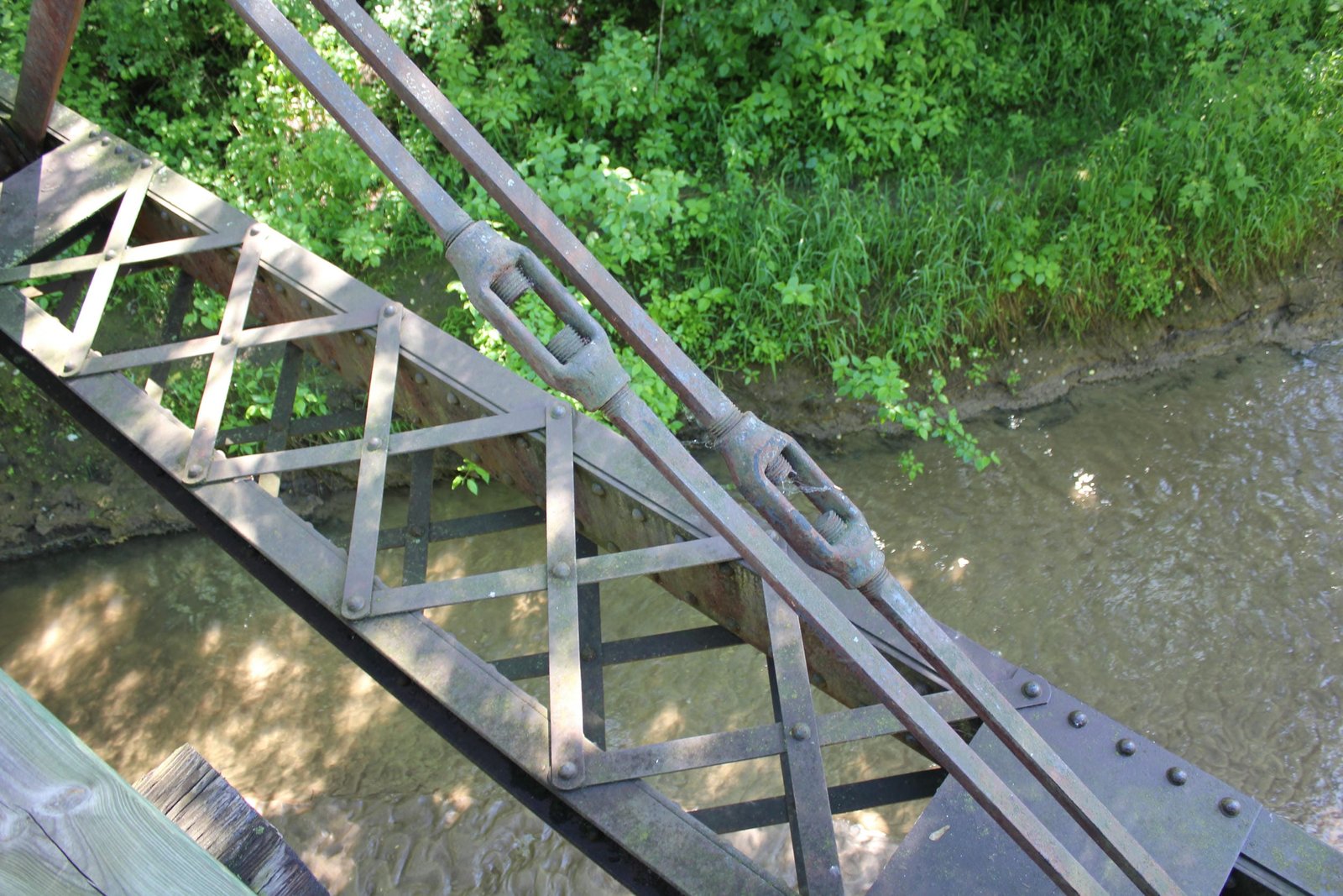 Turnbuckle detail